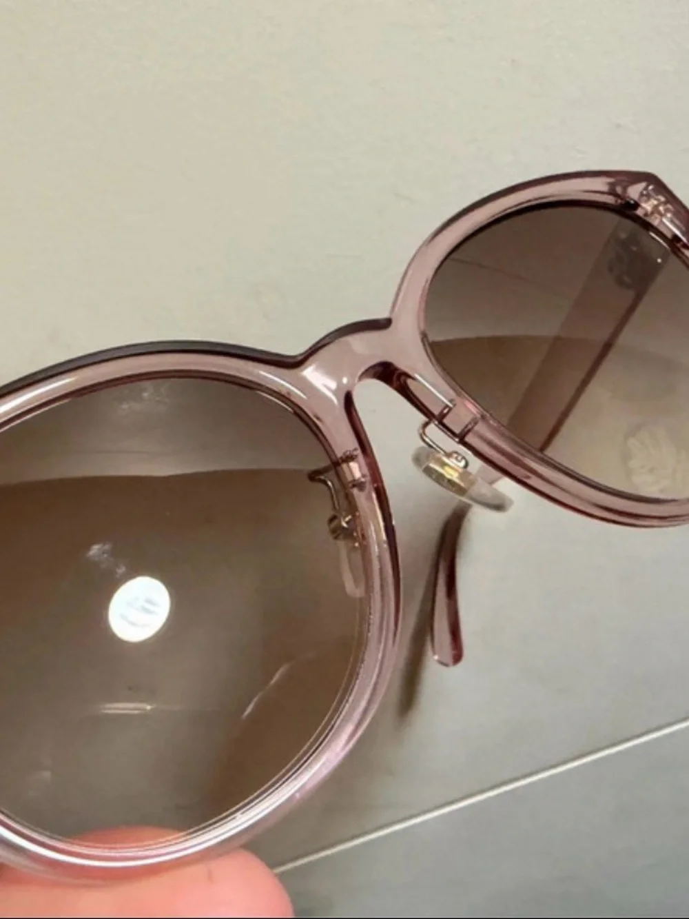 Gucci Pink Gradient Round Sunglasses with burgundy Velvet Case